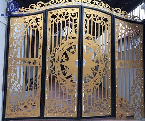 Mẫu cổng sắt CNC 4 cánh đẹp tinh tế