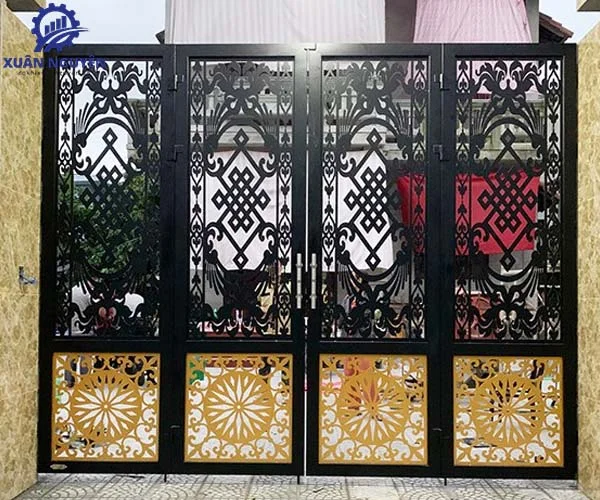 Mẫu cổng sắt 4 cánh nhà phố đẹp