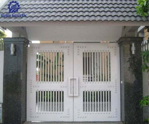 Mẫu cổng sắt hộp 2 cánh