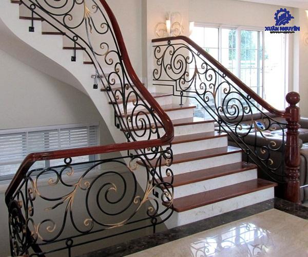 Mẫu lan can cầu thang mỹ nghệ thuật cao cấp