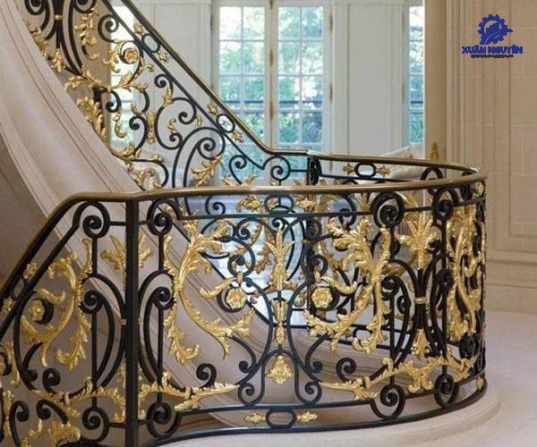 Mẫu lan can cầu thang sắt ấn tượng